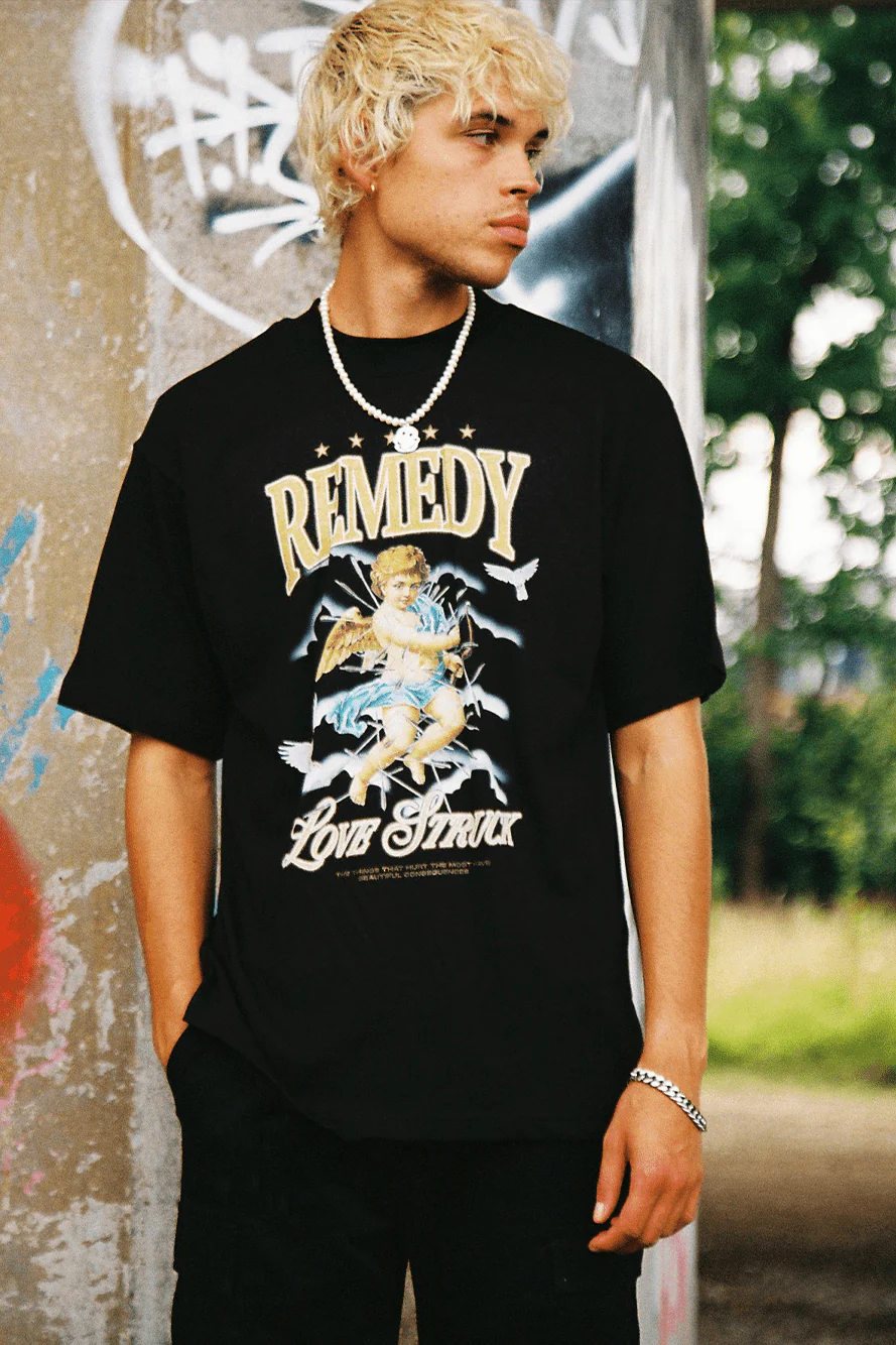 Black Love Struck Graphic Tee
